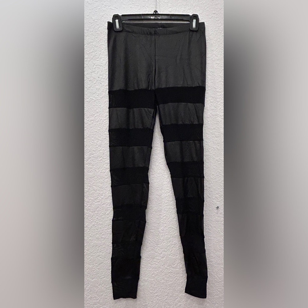 Black Striped Leggings B3